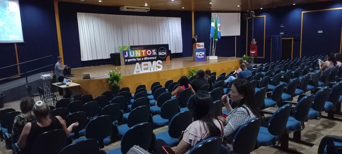 Quarta edição de palestra é realizada, na noite desta quarta-feira (29), em Três Lagoas, pelo Grupo RCN. - Foto: Sidney Cardoso