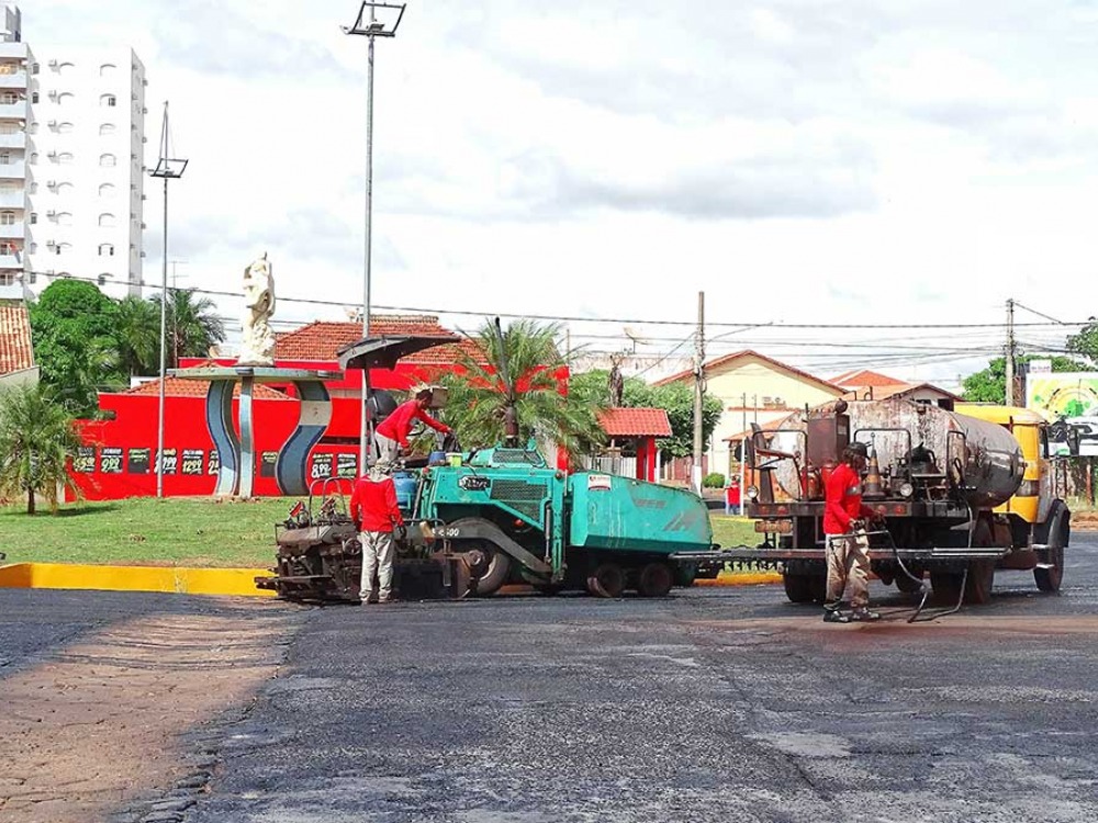 Mais de 300 ruas deverão receber recapeamento asfáltico - Divulgação