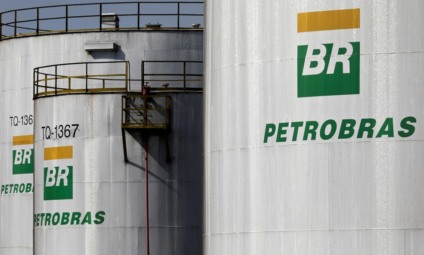 Em novembro, o preço da gasolina também teve duas altas seguidas, de 4% e 6%. - Foto: Paulo Whitaker/Reuters