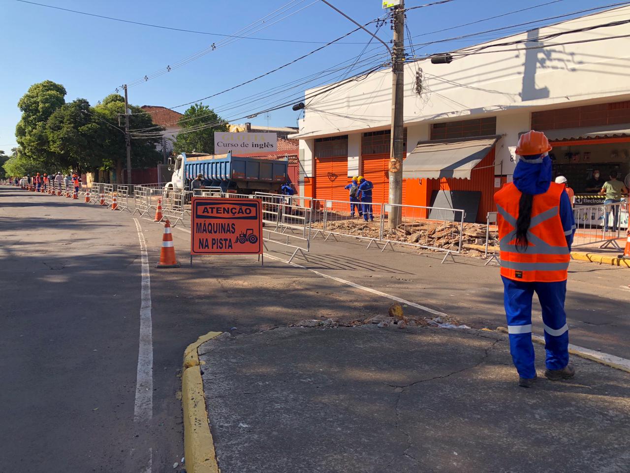 Rua Rui Barbosa, entre Barão de Melgaço e Pedro Celestino, é a primeira a ser modificada. - Foto: Isabelly Melo