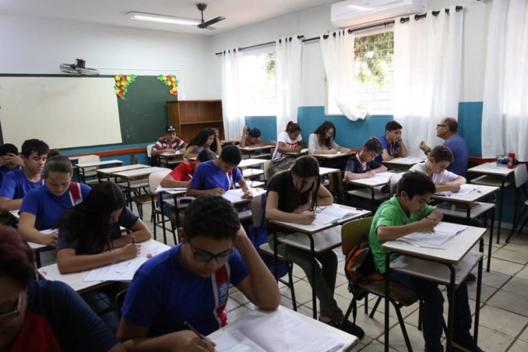 A meta do município é matricular 17.000 estudantes neste ano.