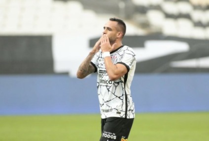 Com a vitória o Timão chega aos 21 pontos e está na 8º - Arquivo/Rodrigo Coca