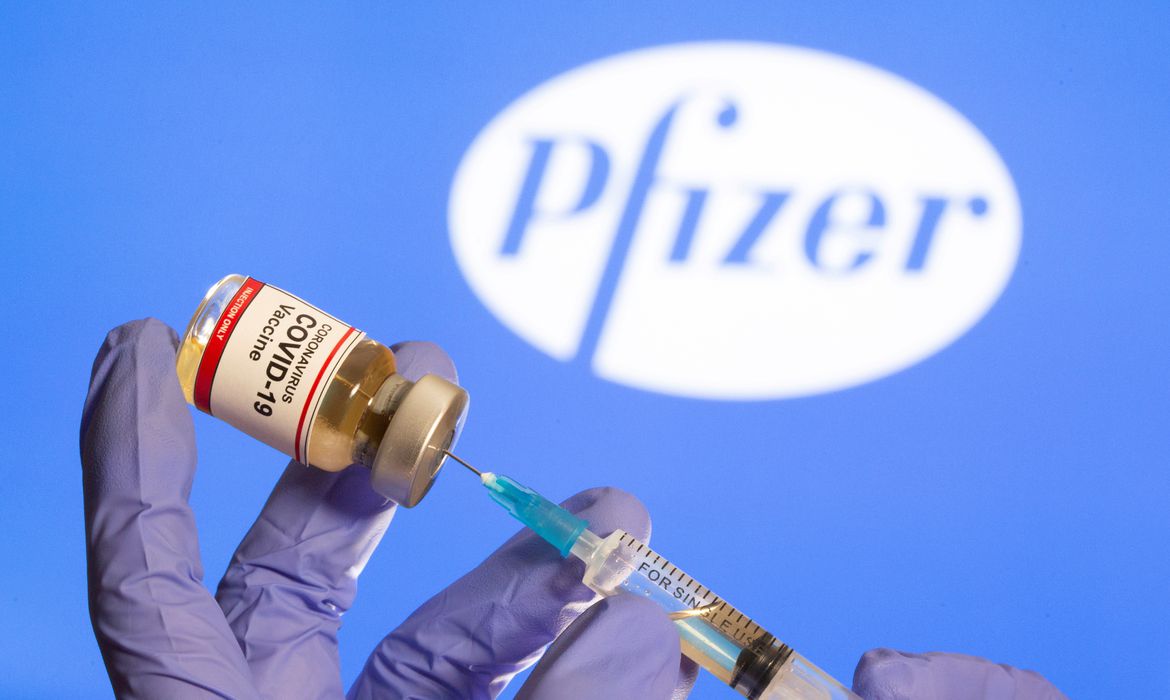 Vacina da Pfizer é única autorizada pela Anvisa que pode ser aplicada em pessoas com menos de 18 anos. - Foto: Reprodução/Agência Brasil