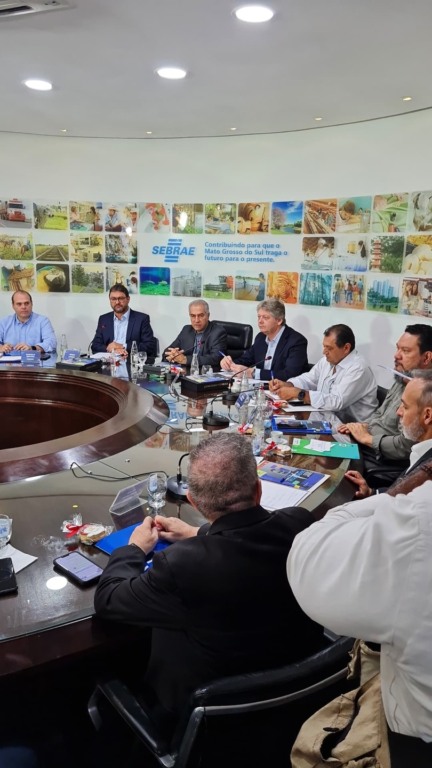 Reunião de assinatura do Estatuto da Micro e Pequena Empresa realizado no Sebrae/MS - Foto: Assessoria/Sebrae/MS