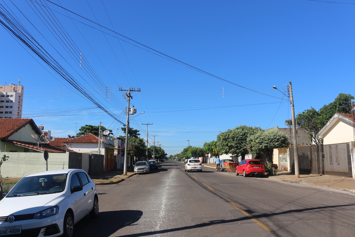 A imagem de hoje é das ruas da nossa cidade Três Lagoas. Sol radiante que aquece a alma e o coração. - Danielle Leduc/JPNews