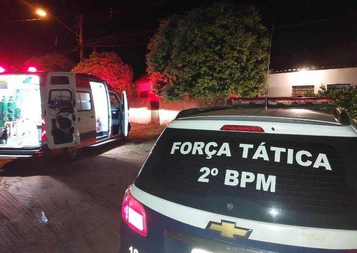 O fato foi registrado na madrugada desta quinta-feira (27), no bairro Vila Alegre. - Divulgação/PM