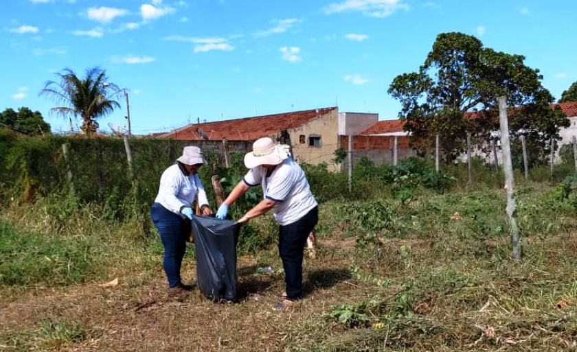 As equipes de agentes de endemias do município visitaram diversos locais que venham ser criadouros do mosquito transmissor - Divulgação