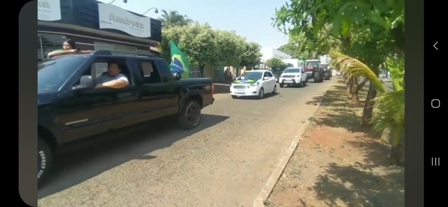 Carreata percorreu diversas ruas da cidade -