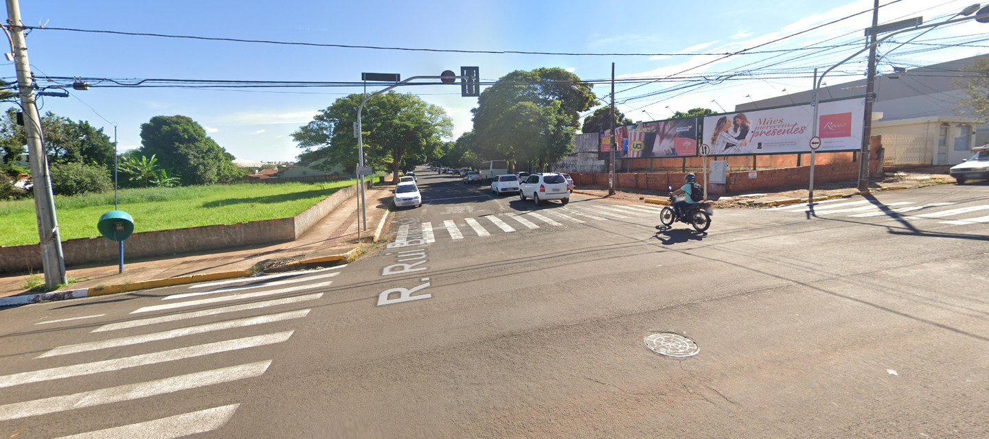 Rua Rui Barbosa agora é mão única até Rachid Néder -