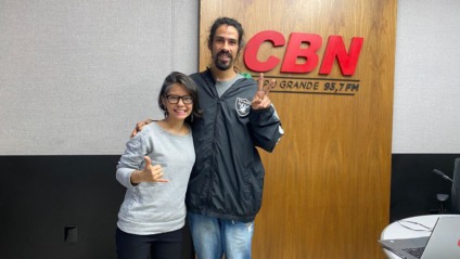 Melissa Tamaciro e Curumex trouxeram a arte para a reflexão da Páscoa - Foto: Glória Maria