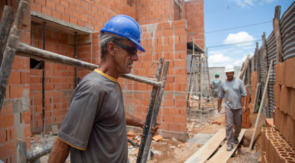 Mesmo com menor taxa do ano em dezembro, custos da construção civil subiram 10,90% em 2022 - Foto: Simone Mello/Agência IBGE Notícias