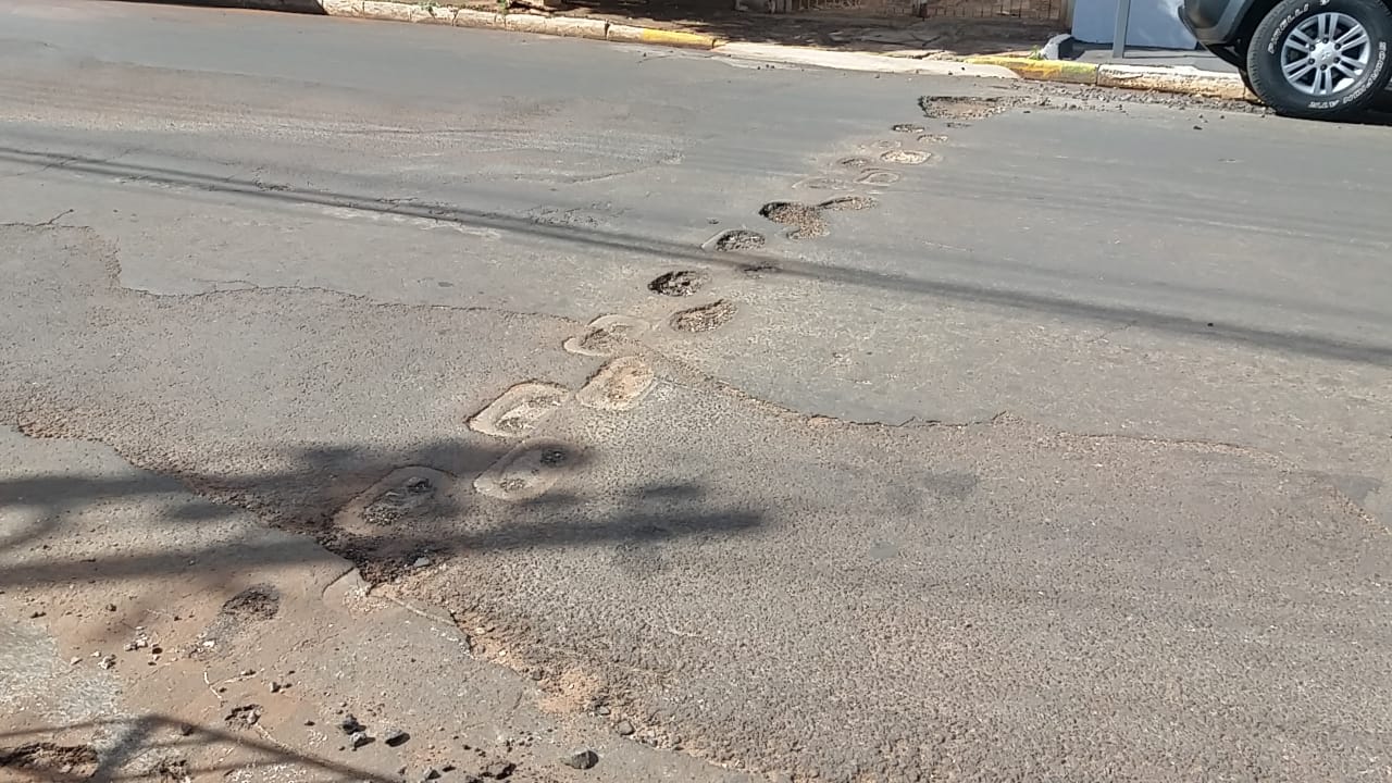 Dispositivo instalado na Rua Bento Ferreira de Macedo na região central da cidade, foi removido recentemente pelo departamento de trânsito -