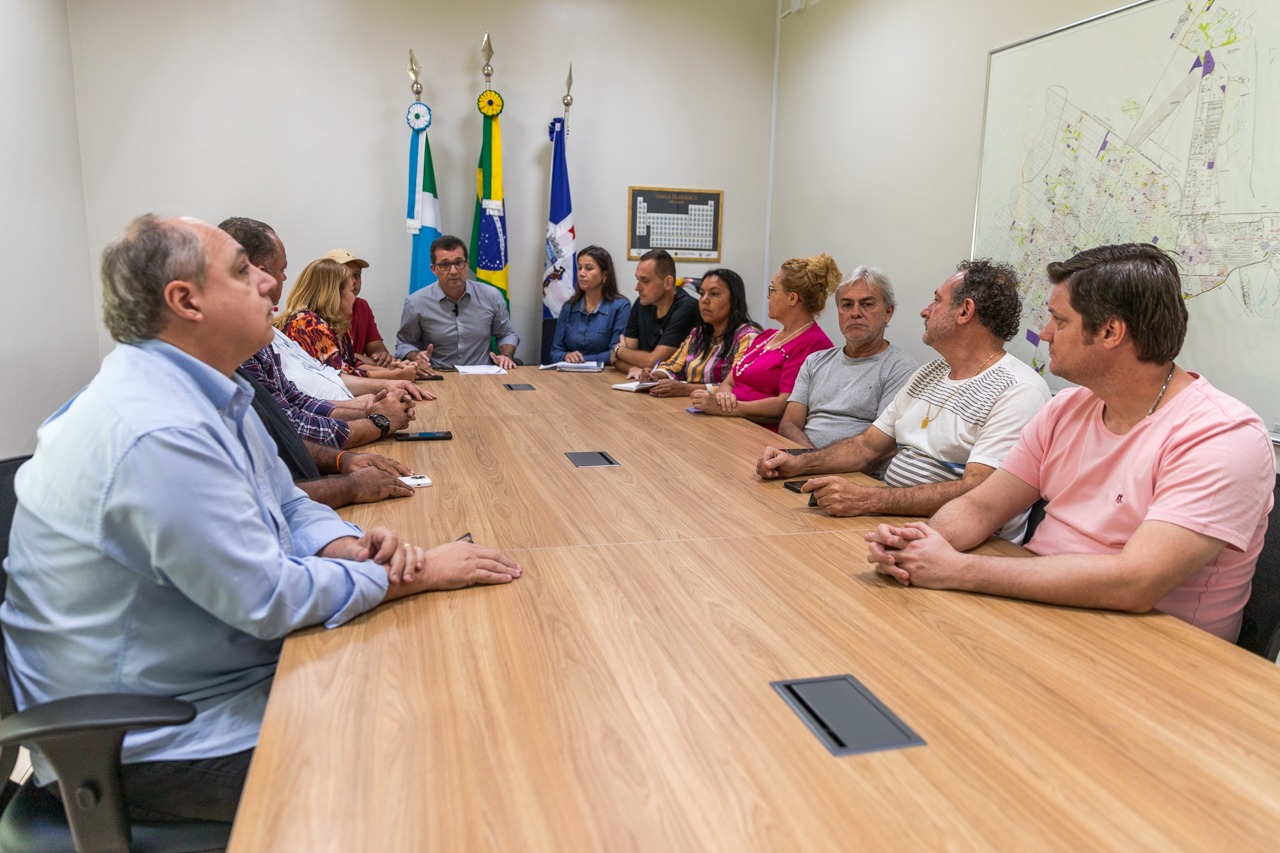 Isso é o que ficou decidido em reunião entre os vereadores e técnicos da prefeitura, depois de se reunirem com o prefeito Ângelo Guerreiro - Divulgação