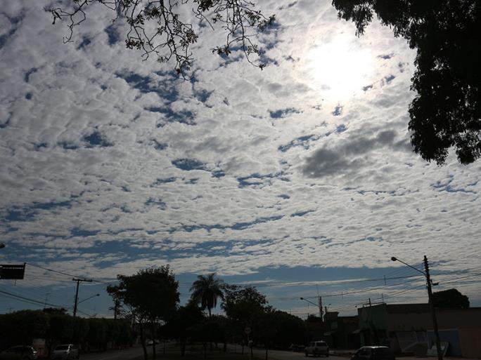 O céu deverá ficar parcialmente nublado. - Arquivo/JPNews