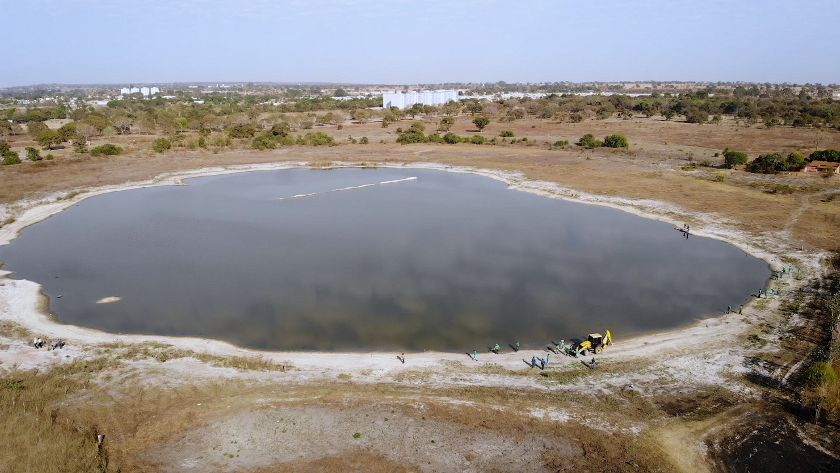 Primeira Lagoa recebe limpeza - Divulgação