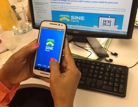 Os interessados precisam agendar o atendimento via aplicativo "MS Contrata + para Trabalhadores" e "Sine Fácil" - Foto:Divulgação