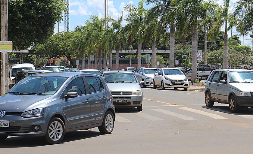 Não pagar o licenciamento em dia, tanto o carro como a motocicleta podem ser aprendidos - Arquivo/Jpnews