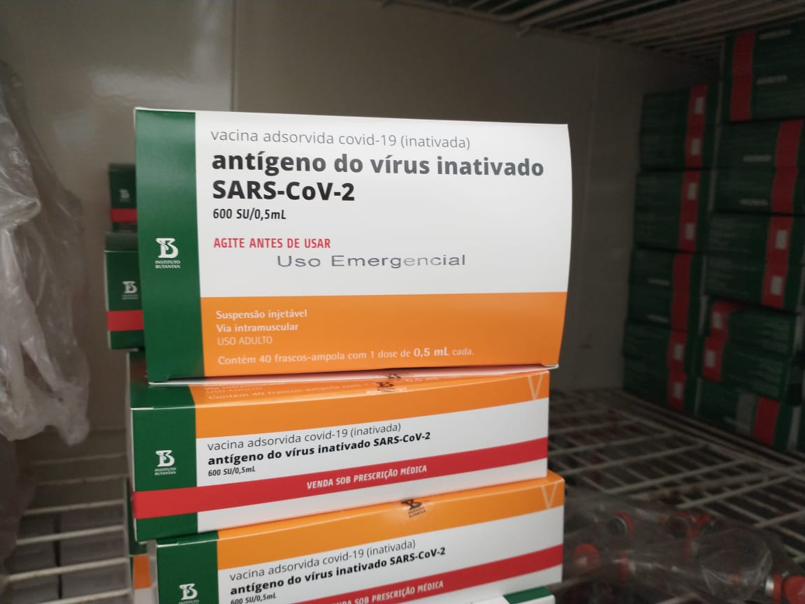 Mato Grosso do Sul recebeu na noite de segunda-feira (17) um lote com 133.500 doses de vacina da Coronavac e Astrazeneca - Talita Matsushita/JPNEWS