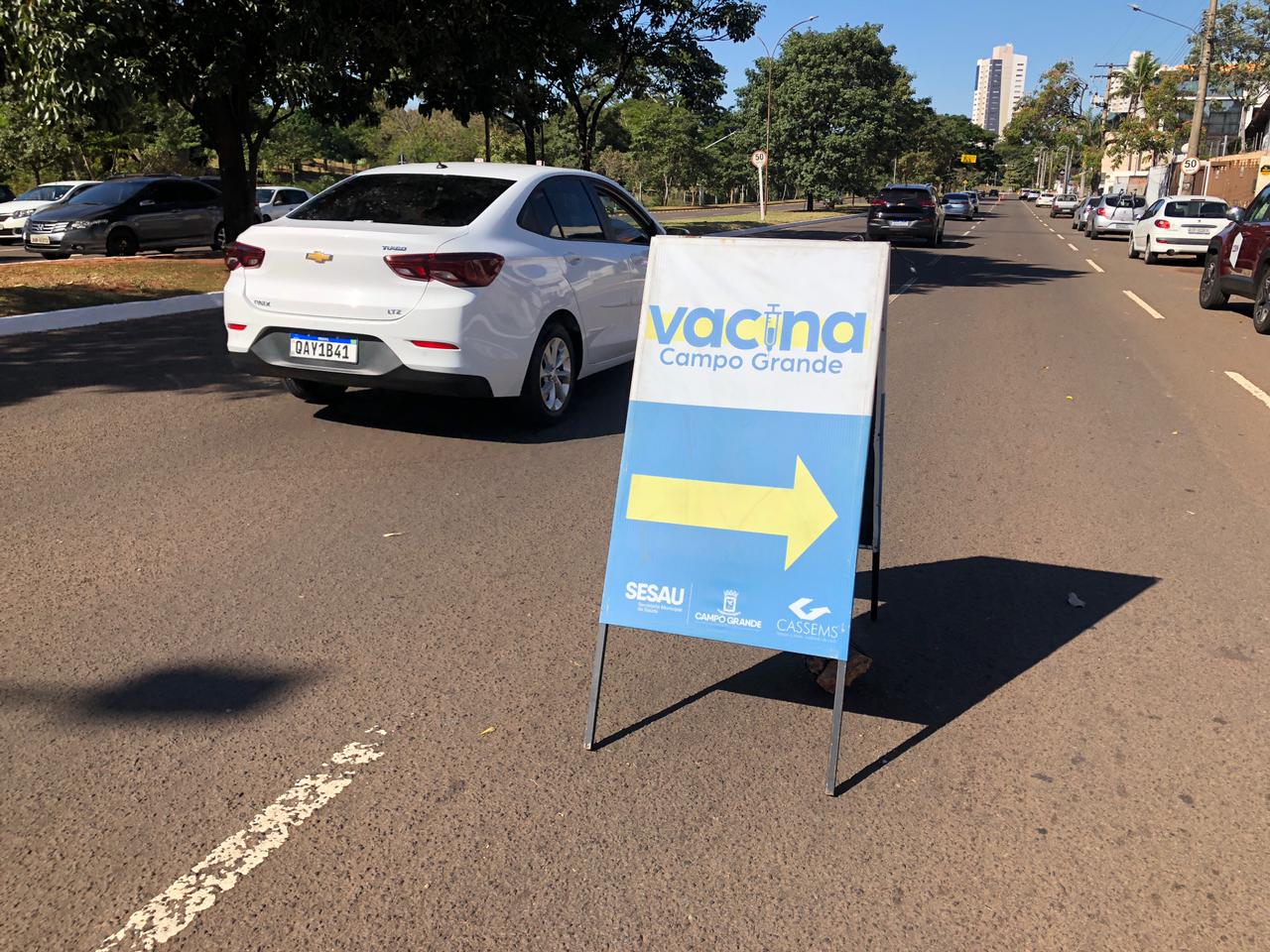 Vacina contra a covid-19 para gestantes e puérperas é transferida para amanhã. Outros grupos podem se vacinar nesta segunda-feira (3). - Foto: Isabelly Melo