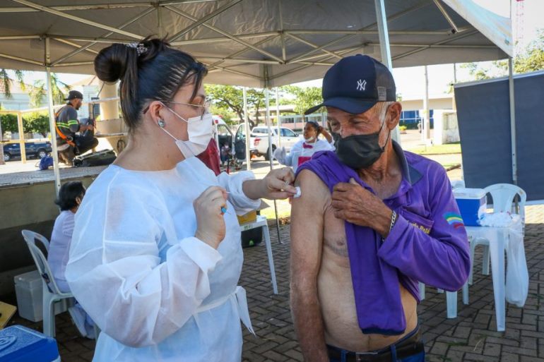 A primeira remessa do imunizante, com 1,9 mil doses, deverá chegar nesta segunda (13), em Três Lagoas. - Arquivo/JPNEWS