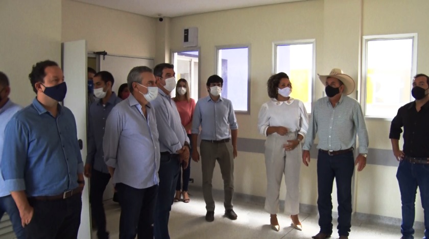 Governador em exercício, secretário de Governo, prefeito e vereadores visitam obras do Hospital Regional - Reprodução TVC