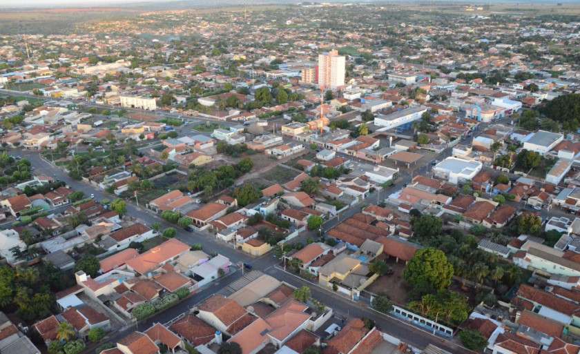 O prefeito Maycol Queiroz prorrogou até 25 de fevereiro o toque de recolher das 22h às 5h - DIVULGAÇÃO