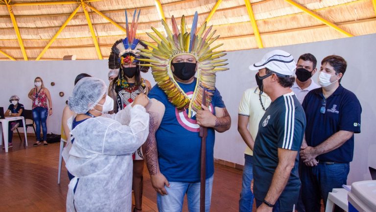 Semana começa com vacinação de indígenas na capital - Foto: PMCG