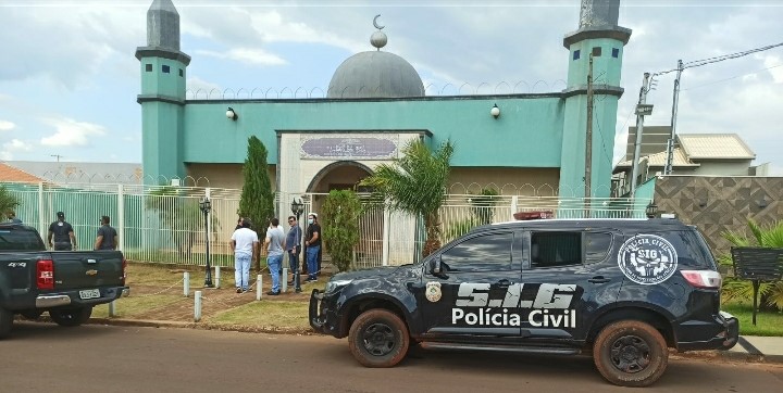 Polícia realizou perícia no local em busca de evidências - Reprodução