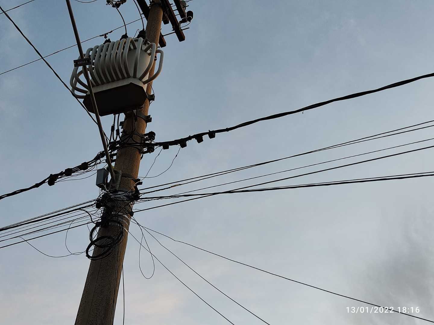 Em decorrência das fortes chuvas, a Neoenergia Elektro registrou aumento no volume de chamados - Arquivo