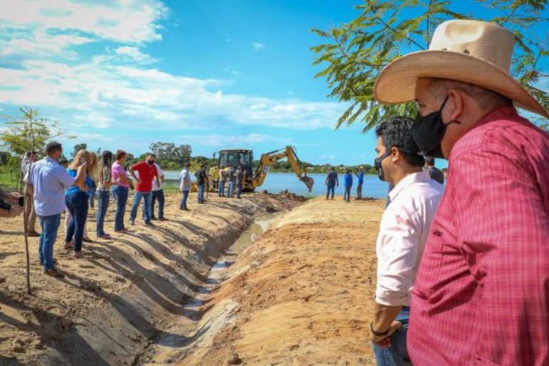 Guerreiro destacou que a redução do nível de água da Primeira Lagoa era uma grande preocupação. - Divulgação/Assessoria