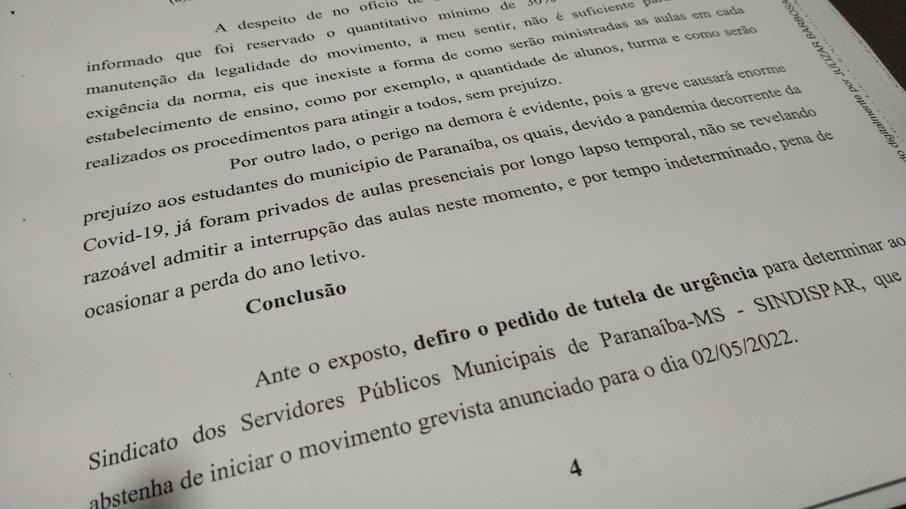 O descumprimento da decisão está sob pena de multa de R$ 5 mil, limitada a 100 dias. - TALITA MATSUSHITA