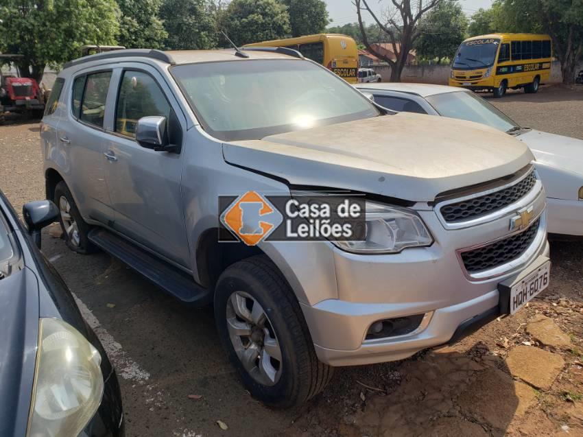 Um dos veículos a ser leiloados é uma Trailblazer, ano 2014, com lance inicial de R$ 40.400 - DIVULGAÇÃO