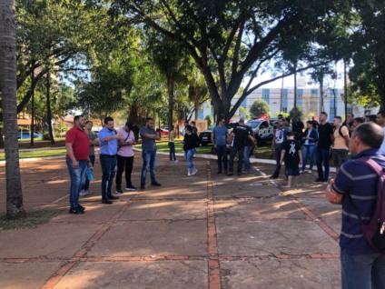 Movimentação de guardas municipais na Praça do Rádio Clube - Foto: Gerson Wassouf