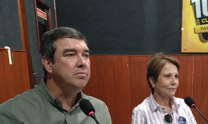 Eduardo Riedel, candidato do PSDB ao Governo do Estado, acompanhado da ex-ministra e candidata ao Senado, Teresa Cristina (PP) p0articiparam no programa Tudo de Bom - Talita Matsuhita/RCN67