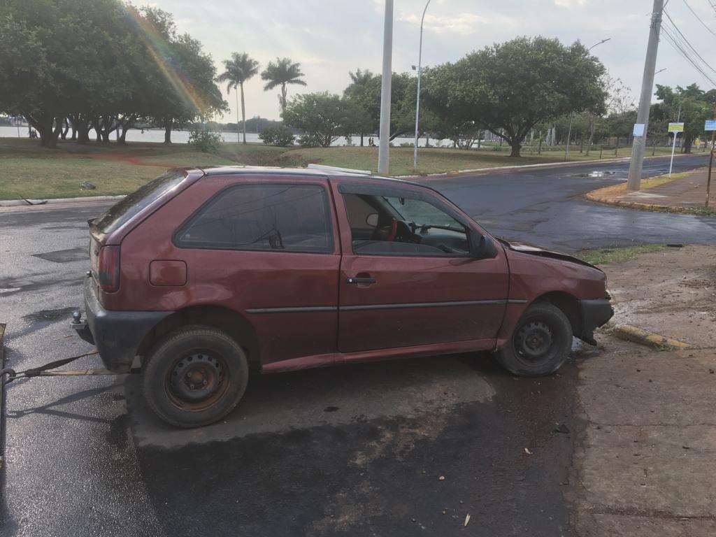 O veículo foi removido ao pátio do Detran de Três Lagoas - Divulgação/ Polícia Militar