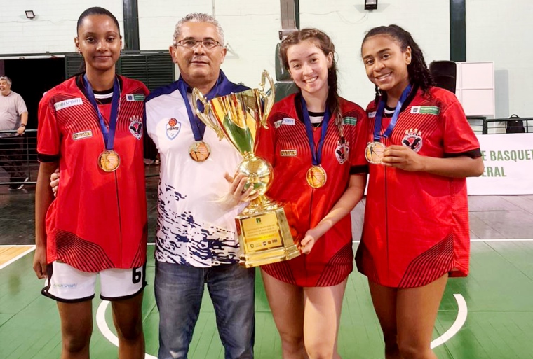 Campeãs > a seleção de MS conquistou o título ao vencer o time de Brasília - Divulgação