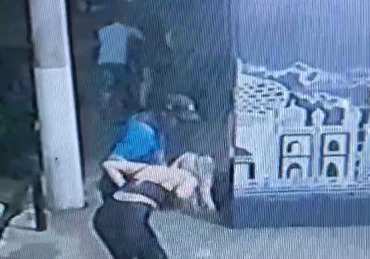 Na madrugada de domingo (16), por volta das 3h30, uma jovem de 20 anos foi esfaqueada em uma tabacaria na rua Olegário rodrigues de Freitas. - DIVULGAÇÃO