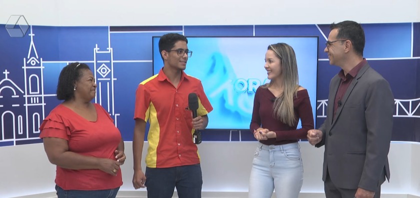 A entrega do prêmio aconteceu durante o programa TVC Agora - Divulgação/TVC