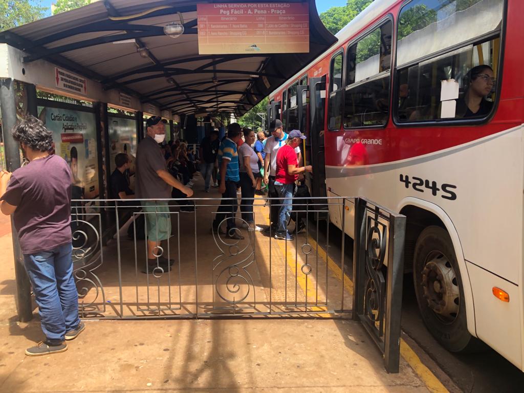 É o terceiro ano consecutivo que há aumento na tarifa do transporte coletivo - Foto: Fernando De Carvalho