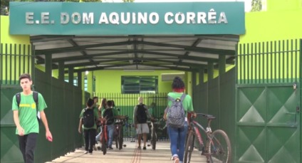 A iniciativa envolveu alunos, funcionários e professores - Reprodução/TVC