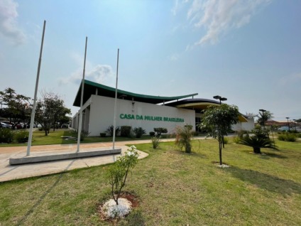 Decreto assinado por Eduardo Riedel também inclui o atendimento, registro e apuração de crimes de feminicídio que envolvam mulheres transexuais pelas Delegacias de Atendimento à Mulher - Foto: Arquivo CBN-CG