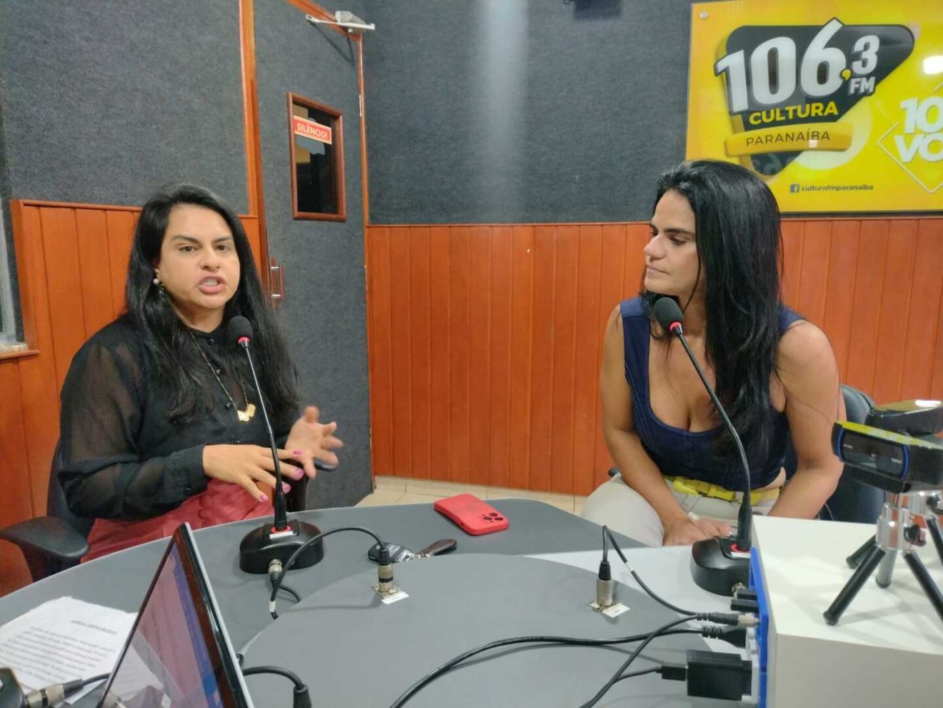 Josiane Alfaro e Livia Agi são parceiras naa ação social - Alex Santos/RCN67