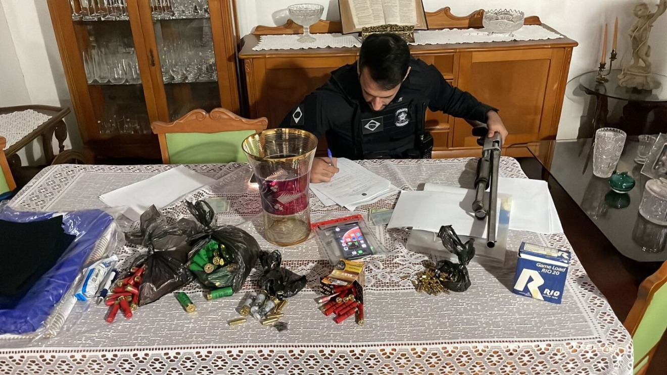 A investigação iniciou a partir de um flagrante de contrabando de agrotóxicos ocorrido em 03/07/2021, lavrado na Delegacia de Polícia Federal de Dourados/MS. No decorrer das investigações, foram lavrados outros dois flagrantes - Foto:Divulgação/Polícia Federal