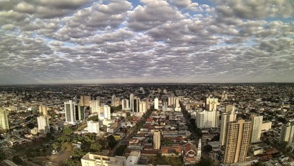 Na Capital o clima fica bastante seco durante a tarde, por isso recomenda-se a ingestão de muitos líquidos - Foto:Reprodução/ClimaAo Vivo