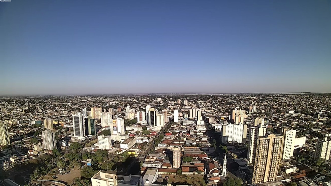 Devido ao tempo seco são recomendadas a ingestão de líquidos e evitar exposição ao sol por longos períodos - Foto:Reprodução Clima Ao Vivo