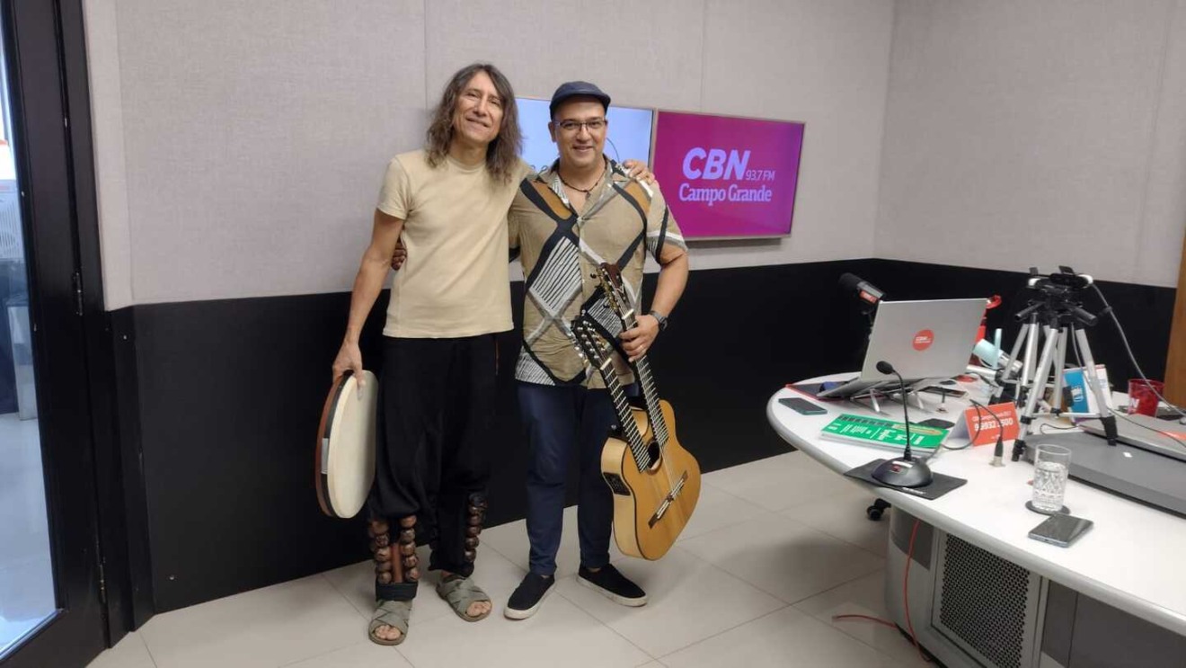 Marco Lobo e Marcos Assunção, autores da turnê "Viola e Batuque" - Foto: Duda Schindler / CBN CG