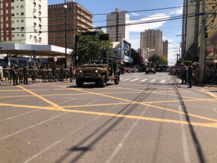 Mais de 15 mil pessoas acompanharam o desfile de 7 de setembro na capital - Foto: Gerson Wassouf/CBN-CG