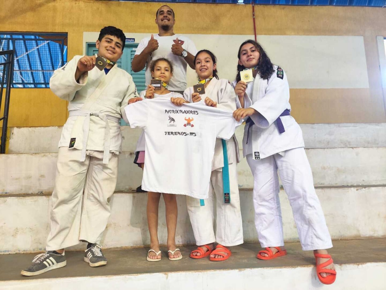 Alunos-atletas conquistaram 10 medalhas, sendo duas de ouro, três de prata e cinco de bronze - Foto: Lucas Castro/Fundesporte
