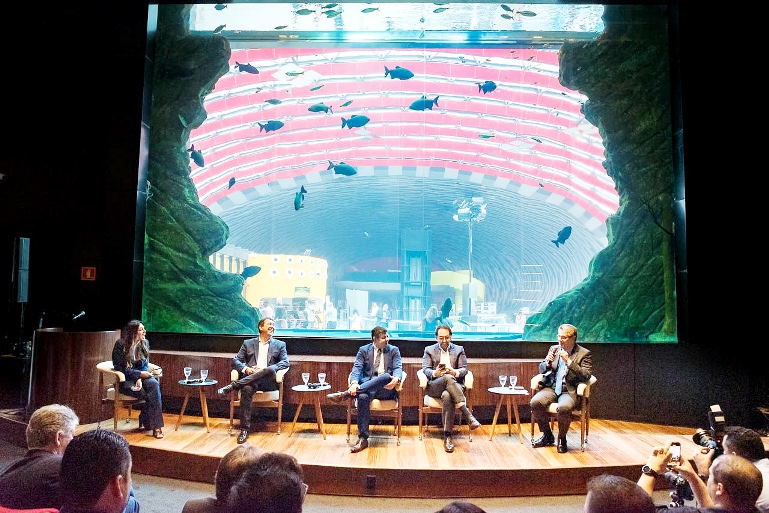 Palestrantes em momento de descontração durante o debate promovido pela CBN Campo Grande realizado no auditório do Bioparque do Pantanal, em Campo Grande - Celso Magalhães