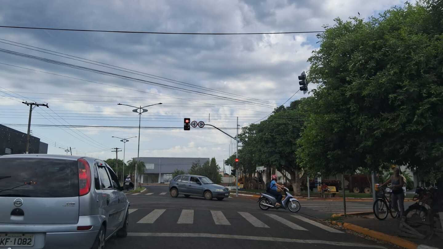 As condições meteorológicas tornam o ambiente propício para a ocorrência de incêndios florestais - Talita Matsushita/RCN67